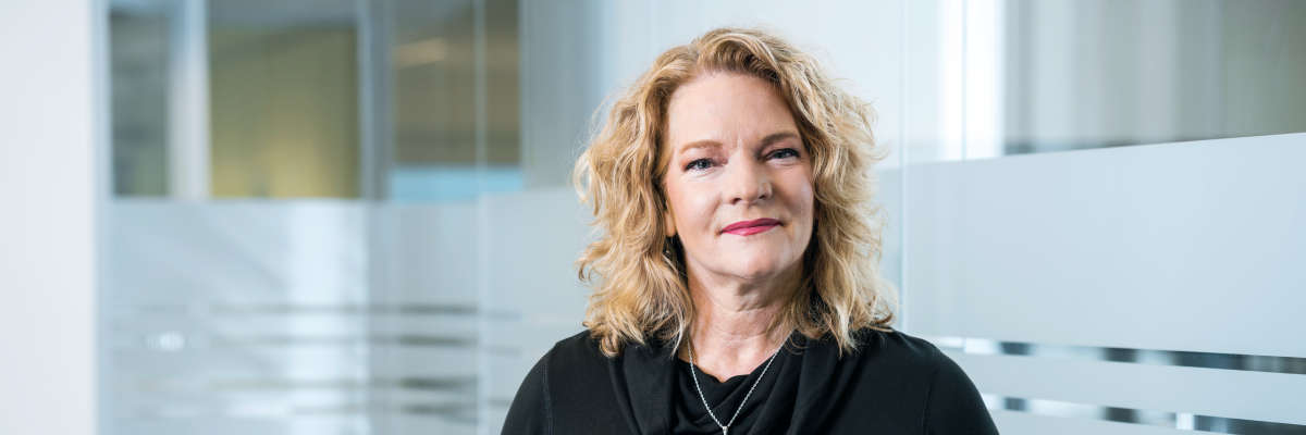 Elaine Mardis Co-Executive Director